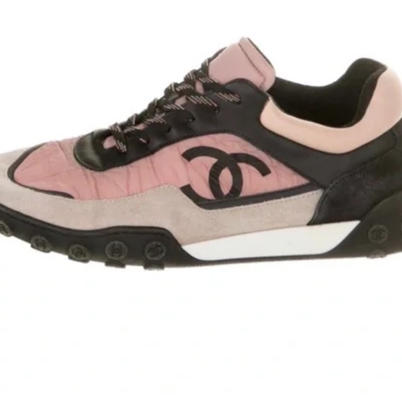 AUTHENTIC CHANEL PINK and BLACK Retro-Looking Sneakers. 38 1/2  CC - Picture 1 of 12